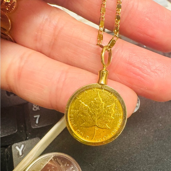 K24 Japan Solid Gold Coin Pendant 4.2g - Picture 2 of 13